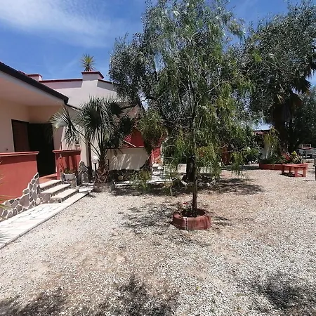 Bed & Breakfast Uliveto Del Gargano *